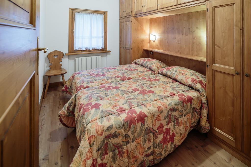 Villa Lacedel - Stayincortina Cortina d'Ampezzo Zimmer foto