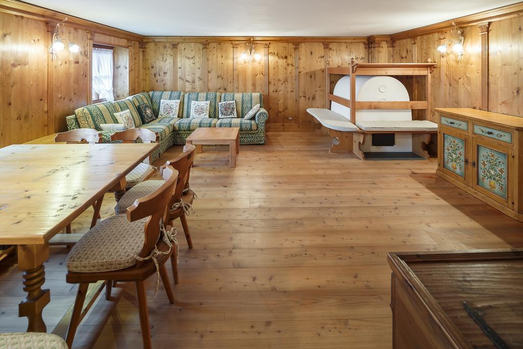 Villa Lacedel - Stayincortina Cortina d'Ampezzo Zimmer foto