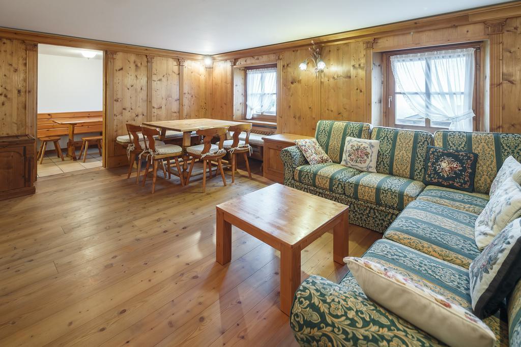Villa Lacedel - Stayincortina Cortina d'Ampezzo Zimmer foto