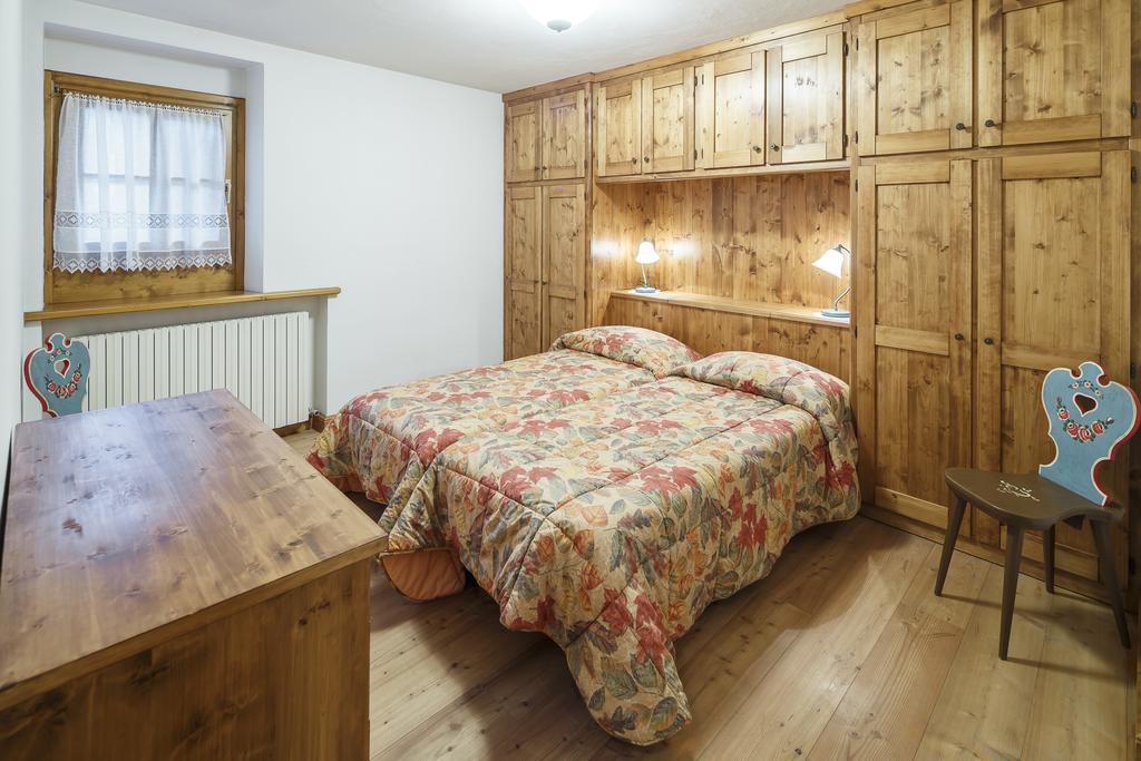 Villa Lacedel - Stayincortina Cortina d'Ampezzo Zimmer foto